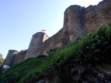 Brousse le Chateau, Chateau