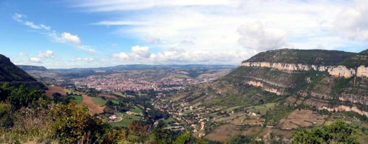 The valley of the Tarn at Millau