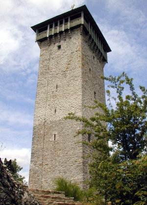 The tower of Peyrebrune